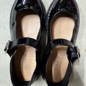Torrid Shiny Black Mary Jane Flats